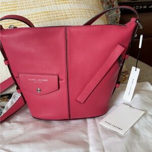 New authentic Crossbody Marc Jacobs Leather Handbag.